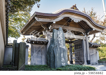 増徳院の山門（横浜市南区平楽） 59658882