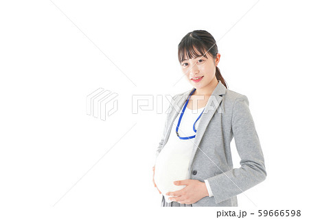 妊娠中の若いビジネスウーマン 妊娠中の若いビジネスウーマン 59666598