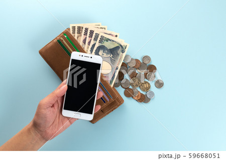 お金　財布　イメージ写真 59668051
