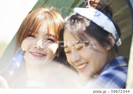 女子旅　キャンプ 59672344