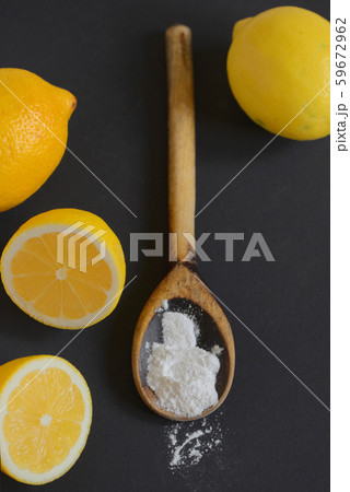 Lemon and baking soda on black Lemon and baking soda on black 59672962