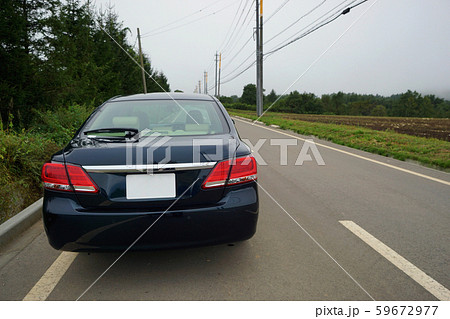 トヨタのセダン 59672977