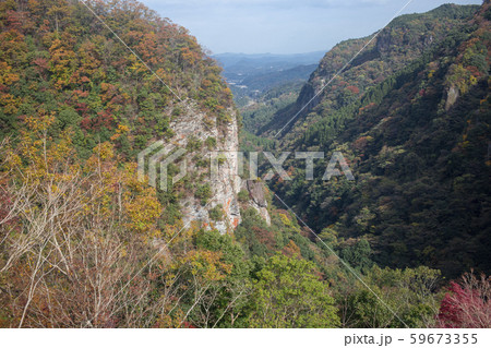 西椎屋の渓谷 紅葉 西椎屋の渓谷 紅葉 59673355