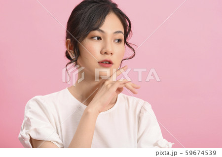 女性　ビューティー　ピンクバック 59674539