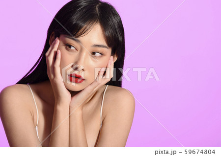 女性　ビューティー　ピンクバック 59674804