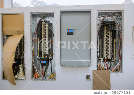 Switchboard voltage with circuit breakers 59677151