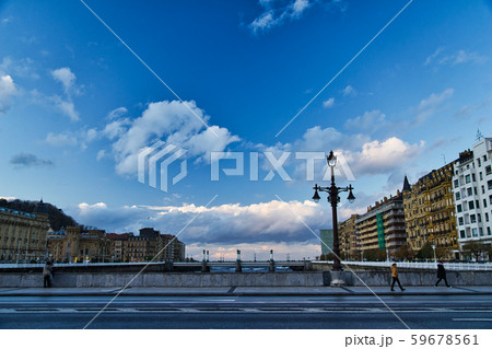 スペイン　バスク　サン・セバスティアン　街並み 59678561