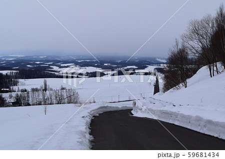 上富良野雪解け道 上富良野雪解け道 59681434