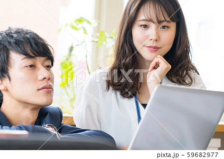 ビジネス　ミーティング　 59682977
