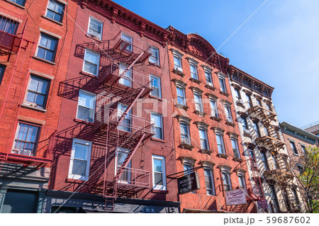 《ニューヨーク》ロウアーマンハッタン・グリニッジビレッジの住宅街 59687602