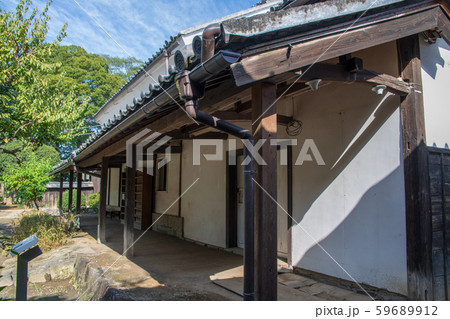 渋沢栄一生家　中の家 白壁土蔵　深谷市 59689912