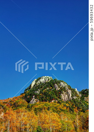 錦秋の瑞牆山 59693432