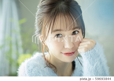 ビューティー　スキンケア　萌え袖 59693844