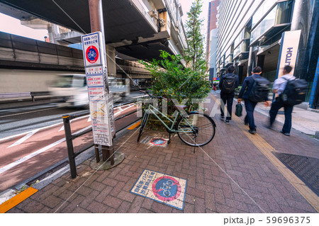 日本の東京都市景観 自転車・バイク放置禁止区域　＝東京都世田谷区、池尻大橋駅出入口周辺 59696375