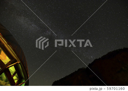 古座川の一枚岩 星空(和歌山県東牟婁郡古座川町) 古座川の一枚岩 星空(和歌山県東牟婁郡古座川町) 59701160