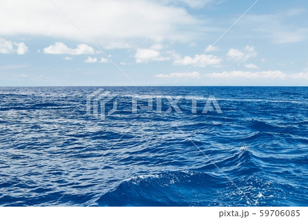 Endless sea view, blue water surface Endless sea view, blue water surface 59706085