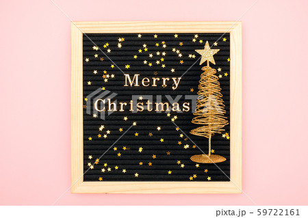 Letter board with golden text Merry Christmas, 59722161