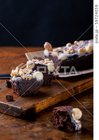 ナッツが沢山のったガトーショコラ ナッツが沢山のったガトーショコラ 59724059