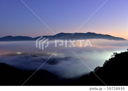 亀岡盆地の雲海 亀岡盆地の雲海 59728930