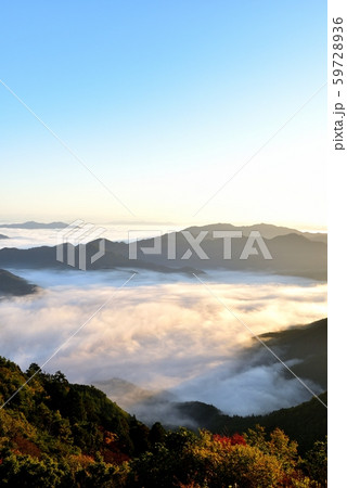 岩屋山の雲海 岩屋山の雲海 59728936