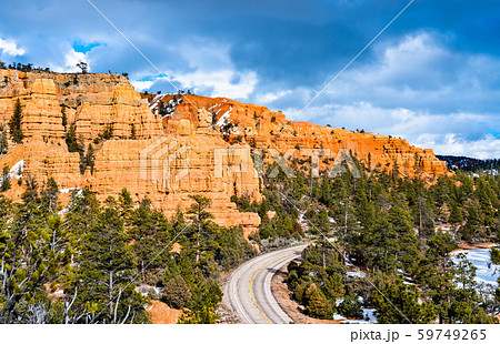 Scenic Byway 12 at Red Canyon in Utah, the USA Scenic Byway 12 at Red Canyon in Utah, the USA 59749265