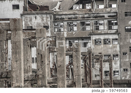 軍艦島　栄華の跡 59749563