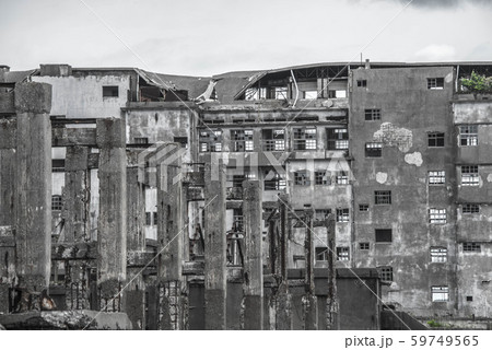 軍艦島　栄華の跡 59749565