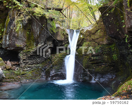 栃木県矢板市　おしらじの滝 59750162