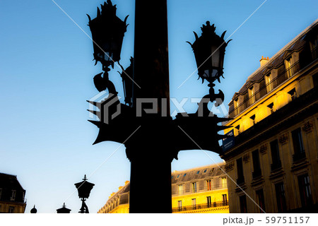 パリ　そぞろ歩き 59751157