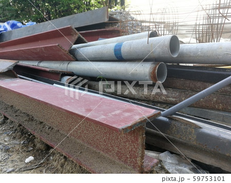 Old steel pipes 59753101