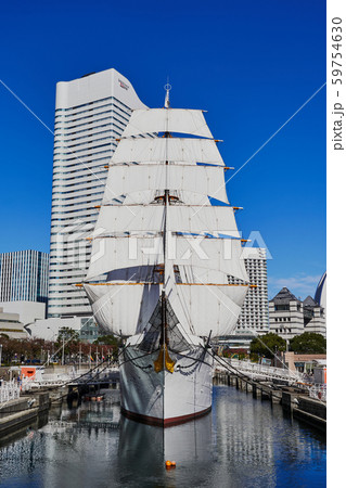 横浜 みなとみらいの帆船日本丸 (総帆展帆) 横浜 みなとみらいの帆船日本丸 (総帆展帆) 59754630