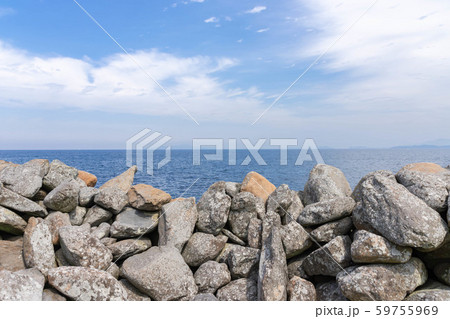 相島積石塚群(国指定史跡)と海 相島積石塚群(国指定史跡)と海 59755969