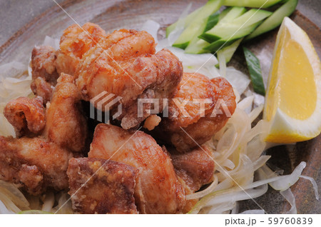 鳥の唐揚げ 居酒屋メニュー 鳥の唐揚げ 居酒屋メニュー 59760839