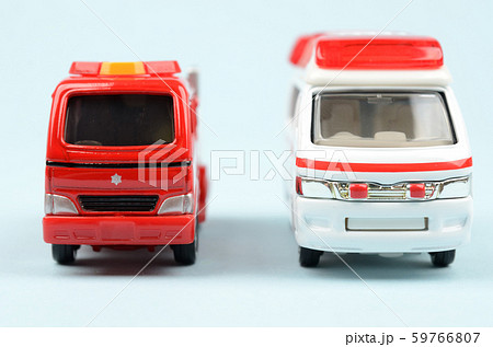 緊急車両 59766807