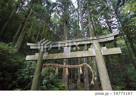 壇鏡神社（鳥居）（島根県隠岐郡） 59773167