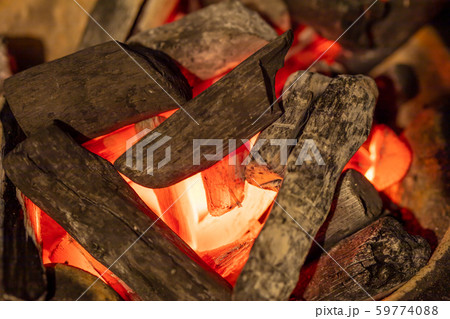 七輪と備長炭＿炭火焼・バーベキュー・焼鳥・焼肉 59774088