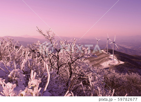 山 雪景色 氷 59782677