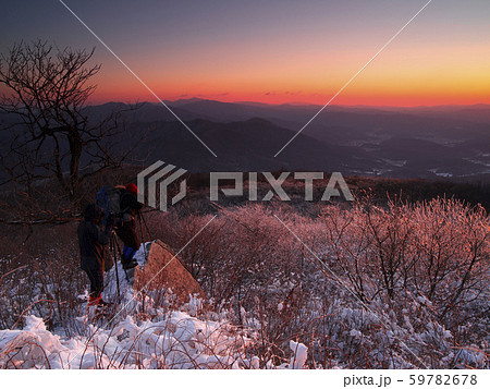 山 雪景色 氷 59782678