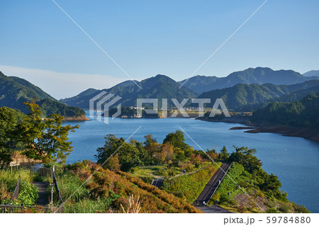 神奈川県　秋の宮ヶ瀬湖 59784880