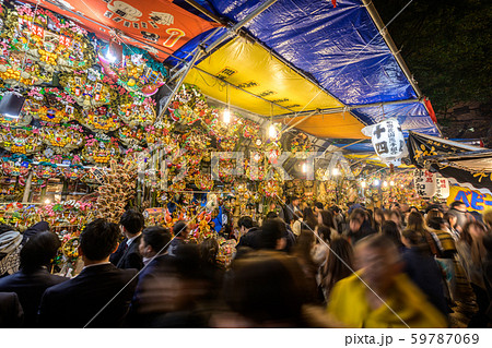 Hanazono Shrine Daigo Festival Flea Market - Stock Photo [59787069] - PIXTA