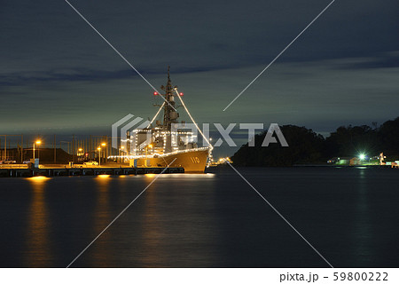 護衛艦「たかなみ」 【横須賀】 電灯艦飾 59800222