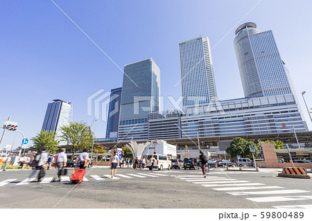 名古屋都市風景 名古屋駅 太閤通口側　椿町北スクランブル交差点と駅ビル 59800489