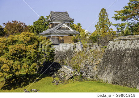 今こそ見に行く価値がある熊本城 秋の戌亥櫓（2019年11月16日撮影） 59801819