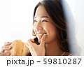 女性　ライフスタイル　食事 59810287
