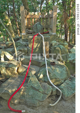 【おのころ島神社 鶺鴒石】 兵庫県南あわじ市榎列下幡多 【おのころ島神社 鶺鴒石】 兵庫県南あわじ市榎列下幡多 59811048