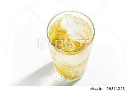 グラスハイボール 59811248