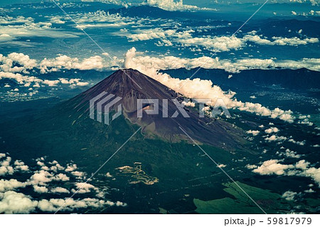 夏の富士　航空機より撮影 59817979