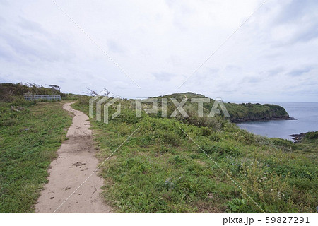 知夫村の島津島（島根県隠岐郡知夫村） 59827291