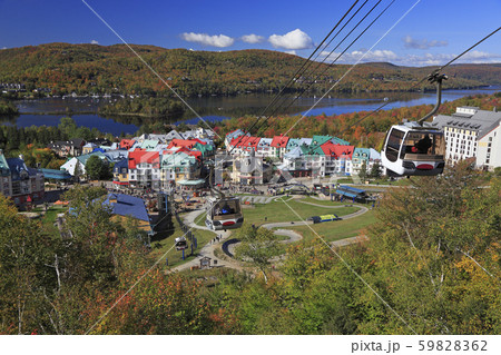 Mont Tremblant Lake and village in autumn, Quebec, Canada 59828362