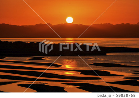 真玉海岸の夕日 59828768